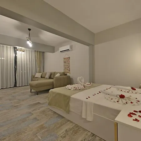 Trakheia Butik 马尔马里斯